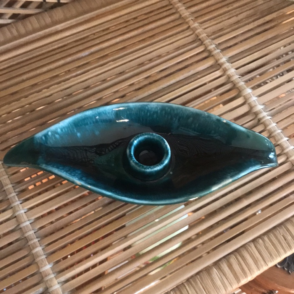 Blue mountain pottery elongated candle holder - Picture 2 of 5